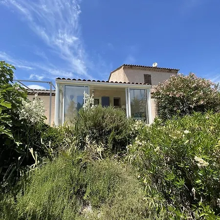 Maison Confortable Avec Jardin A