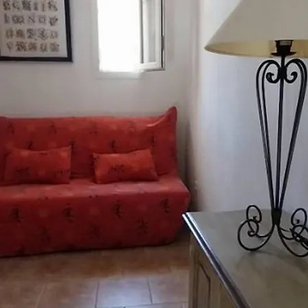 Villa Maison Confortable Avec Jardin à - Fr-1-822-2